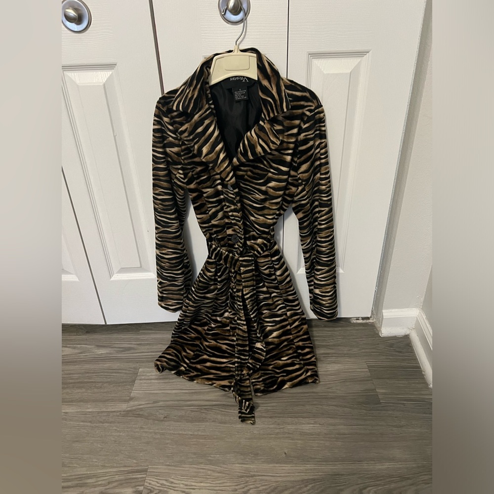 Soft Leopard Print Trench Coat